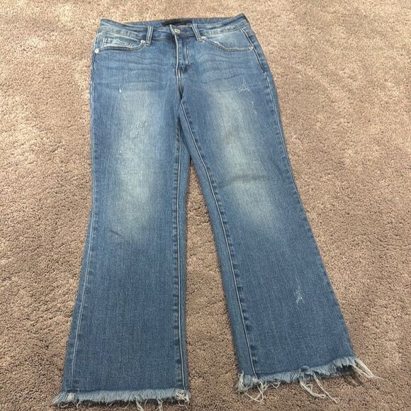 Risen! Size 5/27 like new! Frayed hem and stretchy ! Crop! - Picture 1 of 10